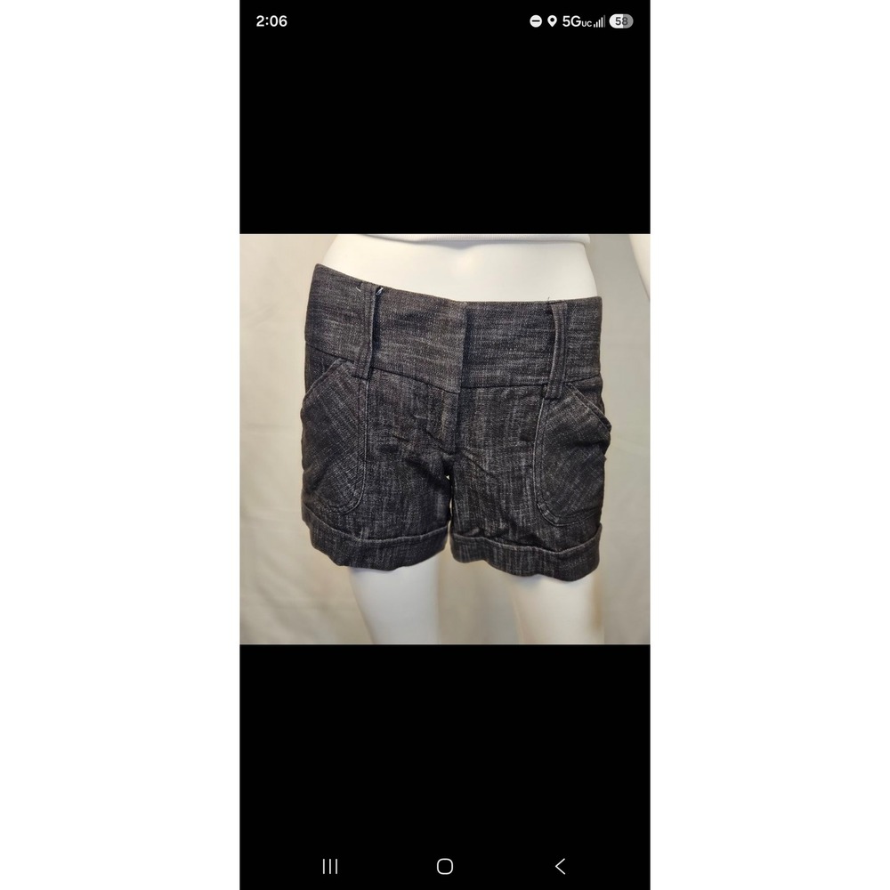 Maurices Womens Dark Wash Cuffed Denim Shorts Crosshatch Low Rise Size 1/2